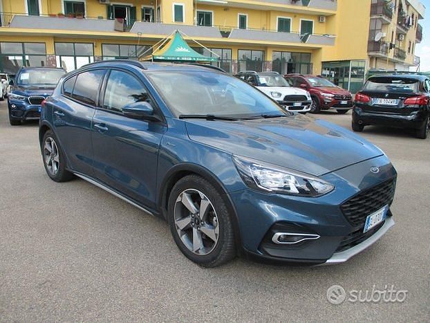 Usata Ford Focus Active 120 CV (88 kW) 2021 Blu/azzurro Station wagon