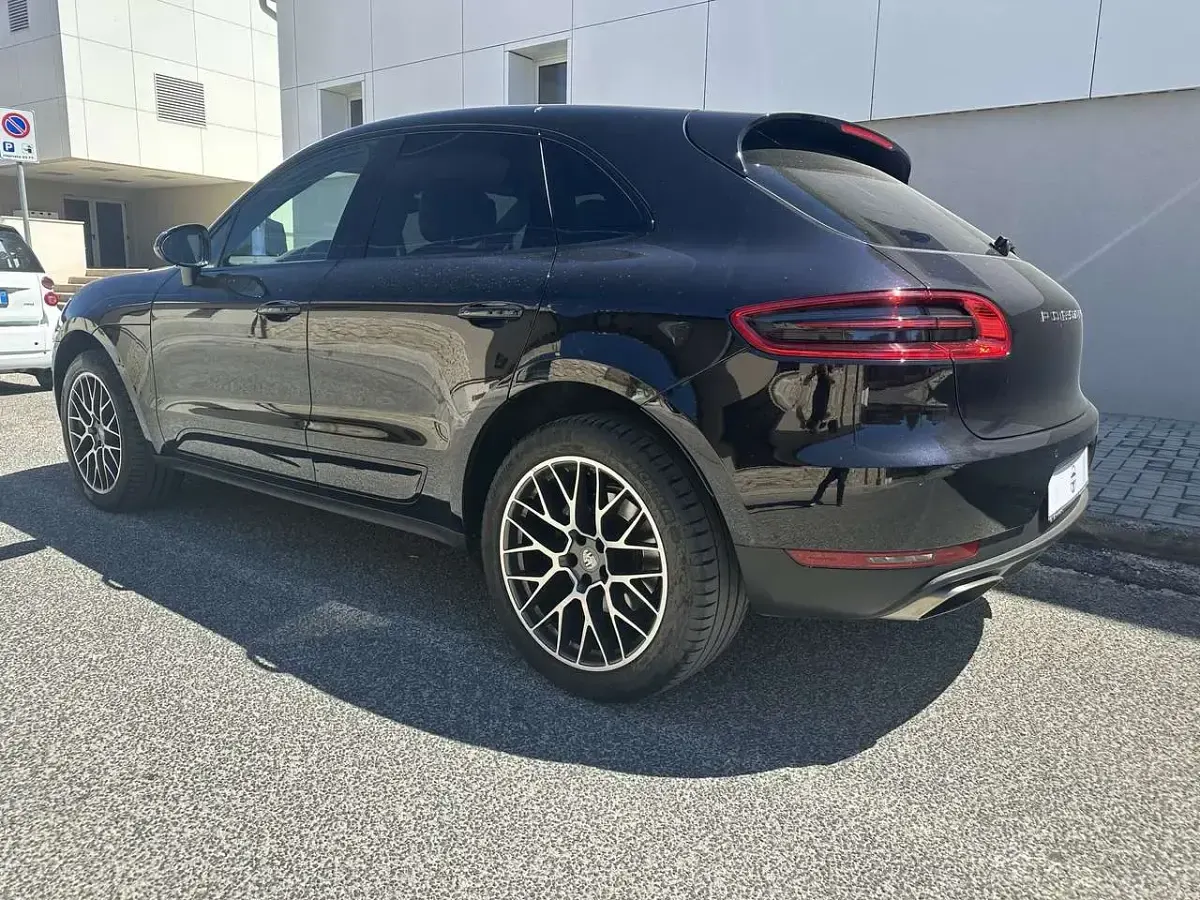 Usata Porsche Macan 252 CV (185 kW) 2018 Nero SUV