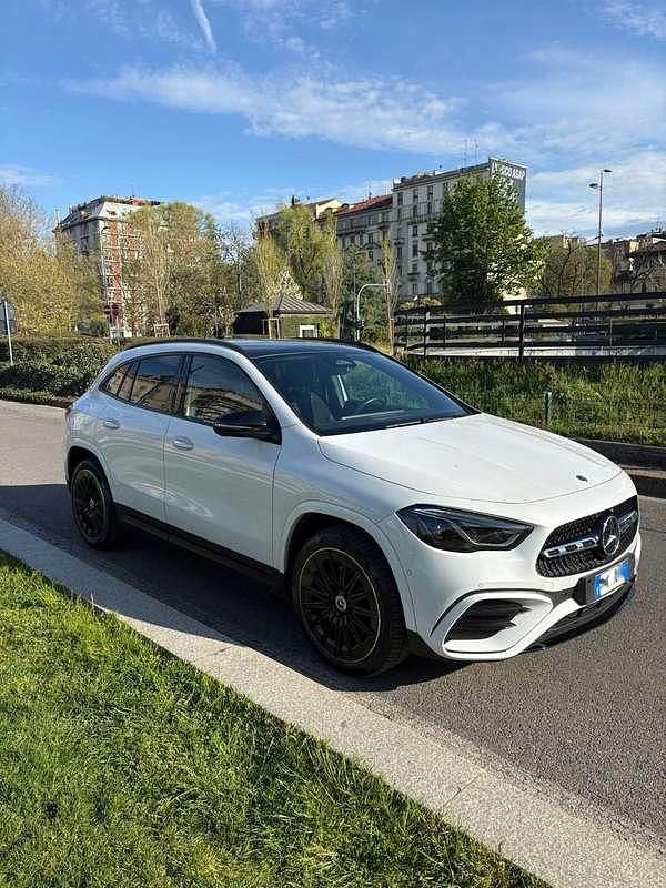 Usata Mercedes GLA250 Advanced Plus 163 CV (119 kW) 2023 Bianco SUV