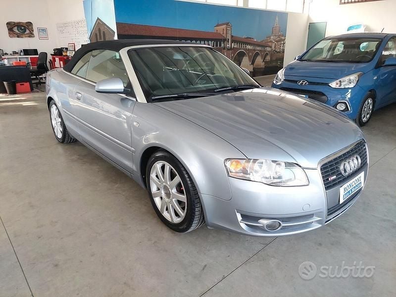Usata Audi A4 Cabriolet S-Line 140 CV (102 kW) 2006 Grigio Cabrio