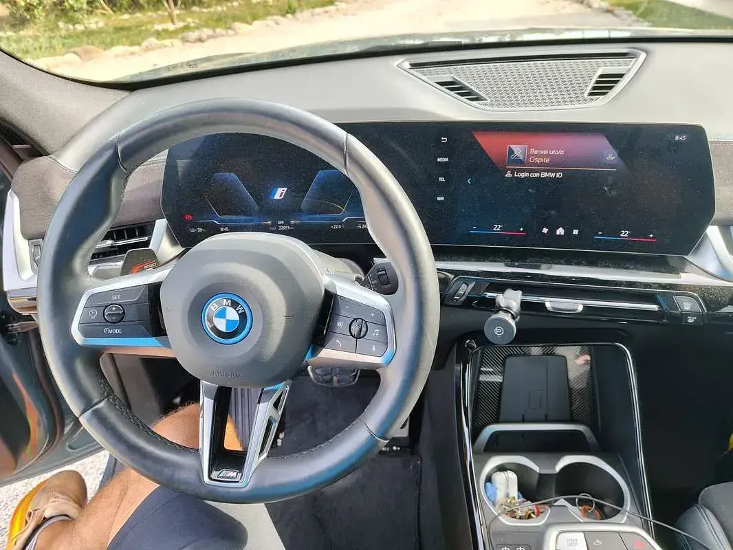 Usata BMW iX2 M Sport 67 kW (92 CV) 2025 SUV