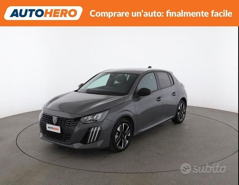 Usata Peugeot 208 Allure 100 CV (73 kW) 2024 Grigio Utilitaria