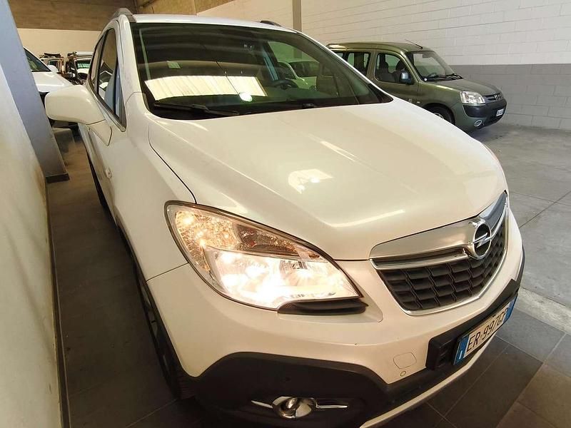 Usata Opel Mokka Cosmo 140 CV (102 kW) 2013 Bianco SUV
