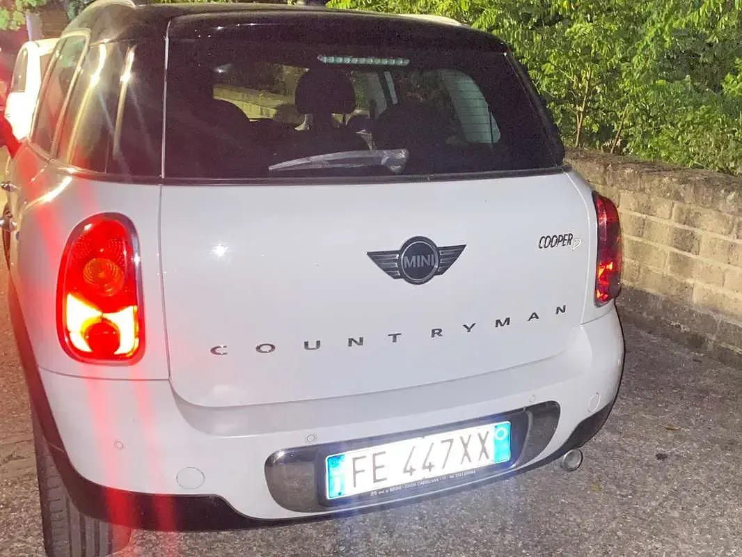 Usata Mini Cooper D Countryman 111 CV (81 kW) 2012 Bianco SUV