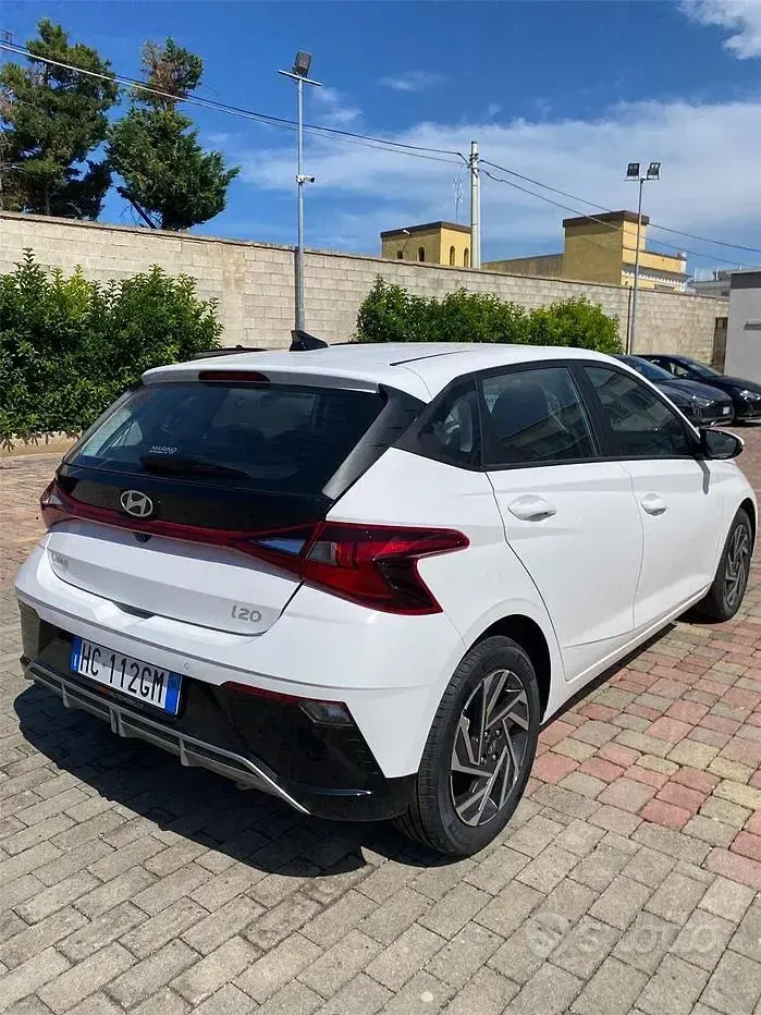 Nuova Hyundai i20 90 CV (66 kW) 2026 Bianco Utilitaria