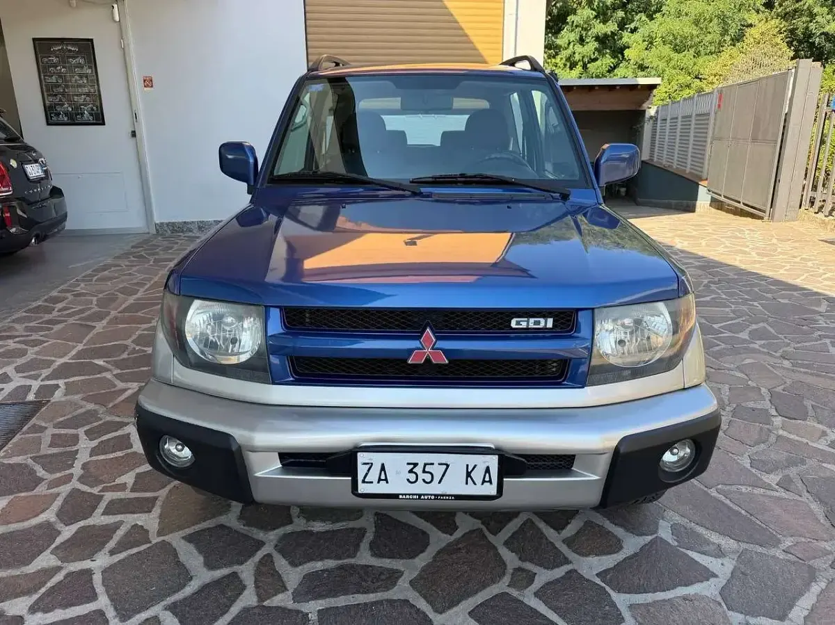 Usata Mitsubishi Pajero Comfort Edition 120 CV (88 kW) 2000 Blu/azzurro SUV
