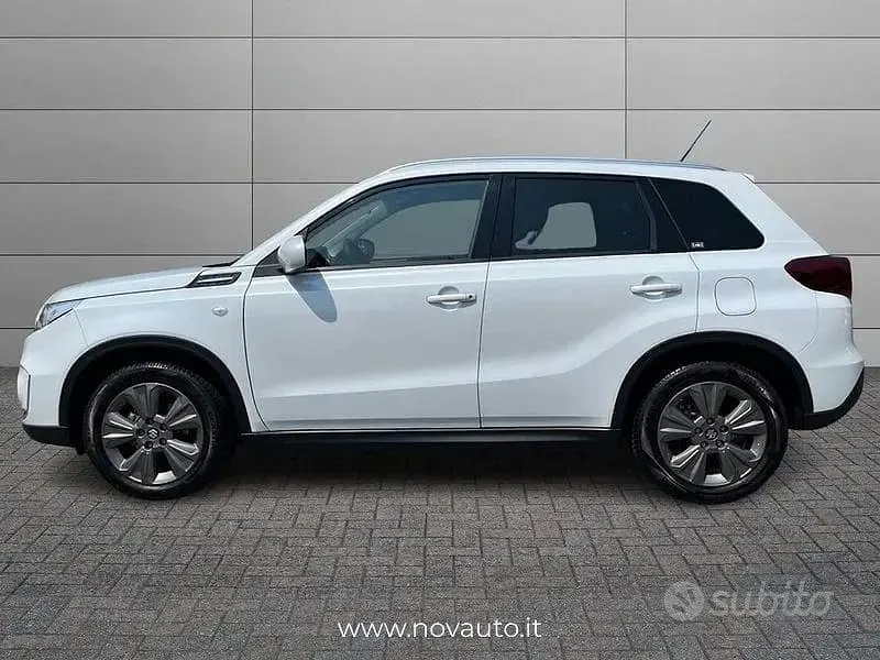 Usata Suzuki Vitara Cool 112 CV (82 kW) 2019 Bianco SUV