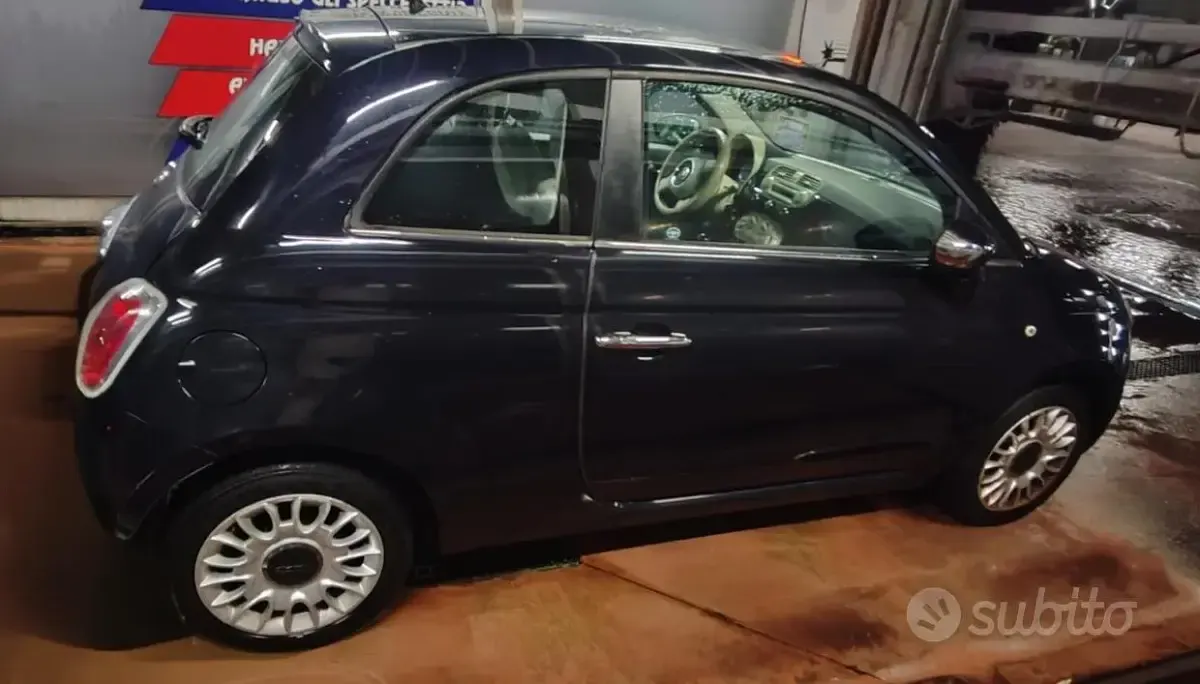Usata Fiat 500 69 CV (50 kW) 2012 Bluazzurro Utilitaria