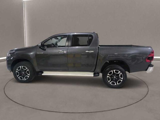 Occasion Toyota HiLux 150 ch (110 kW) 2024 Gris Pick-up