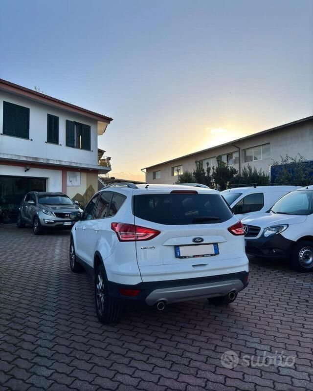 Usata Ford Kuga Titanium 163 CV (119 kW) 2014 Bianco SUV