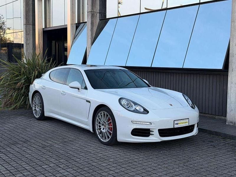 Usata Porsche Panamera Chrono 299 CV (219 kW) 2016 Bianco Utilitaria