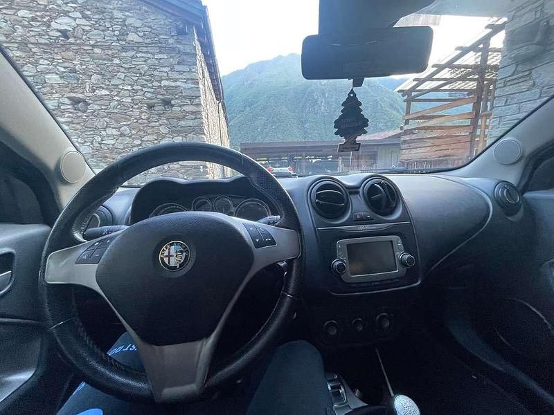 Nero Usata 2013 Alfa Romeo MiTo Impression Due volumi | 3500 € - Immagine 1/4