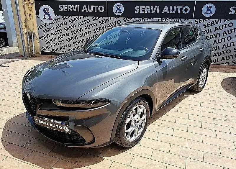 Usata Alfa Romeo Tonale Sprint 131 CV (96 kW) 2023 Grigio SUV