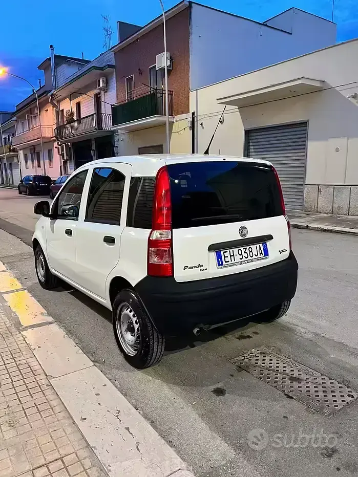 Usata Fiat Panda 77 CV (56 kW) 2011 Bianco Utilitaria