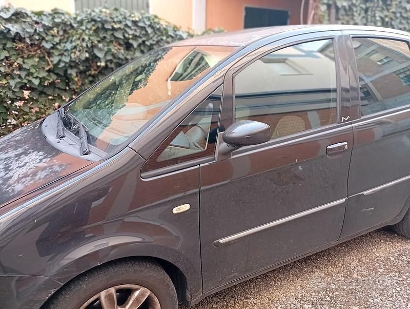 Usata Lancia Musa 2007 Marrone Monovolume