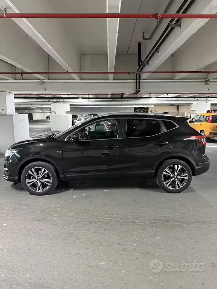 Usata Nissan Qashqai 110 CV (80 kW) 2018 Nero SUV