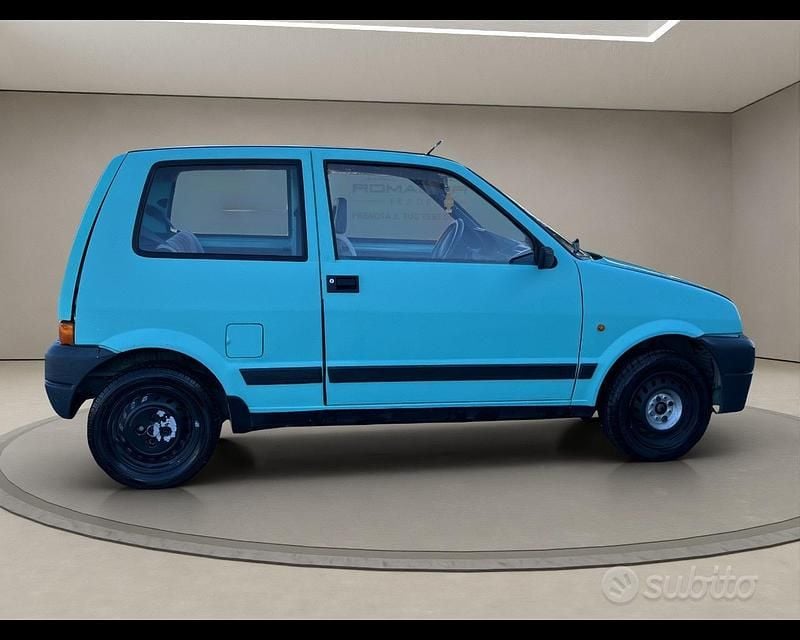 Usata Fiat Cinquecento Young 39 CV (28 kW) 1998 Azzurro Utilitaria