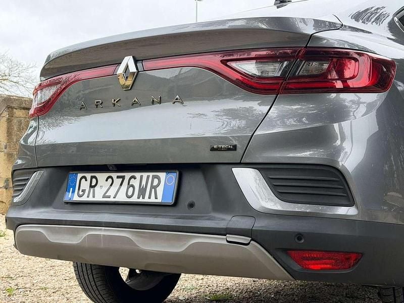 Usata Renault Arkana Techno 94 CV (69 kW) 2023 Grigio SUV