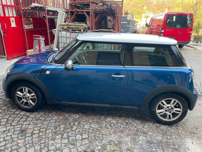 Usata Mini ONE 75 CV (55 kW) 2011 Blu Utilitaria