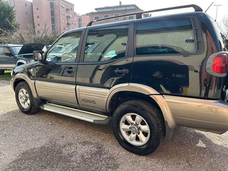 Usata Nissan Terrano 125 CV (91 kW) 2000 Nero SUV