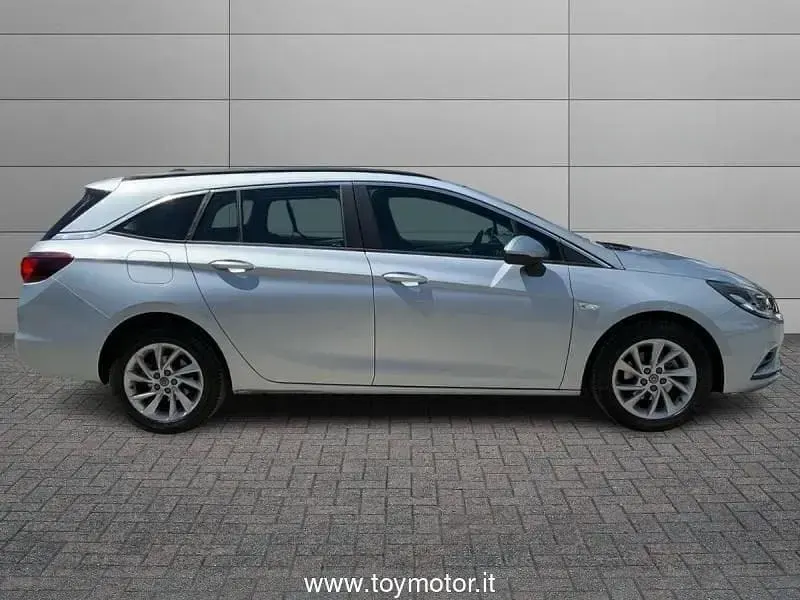 Usata Opel Astra Business 110 CV (80 kW) 2019 Grigio Station wagon