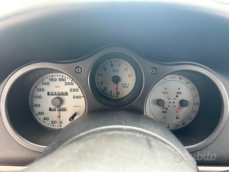 Usata Fiat Barchetta 131 CV (96 kW) 1998 Grigio Cabrio