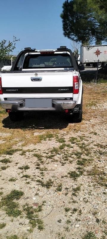 Usata Isuzu D-Max 2006 Bianco Cabrio