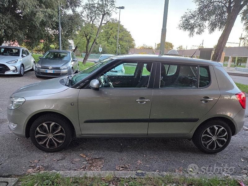 Usata Skoda Fabia 2013 Grigio Utilitaria