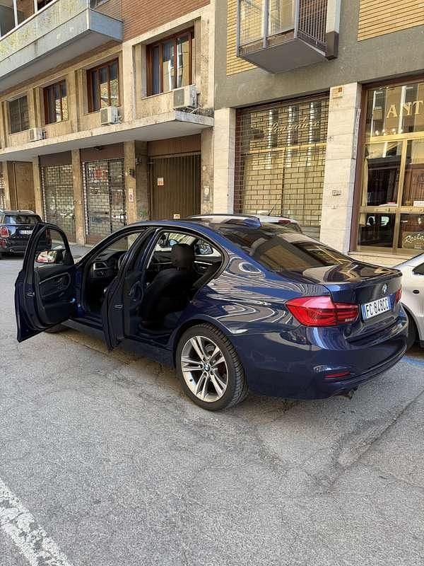 Usata BMW 318 Sport Line 150 CV (110 kW) 2016 Berlina