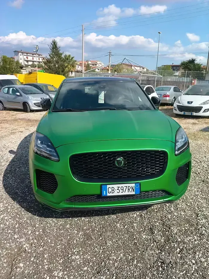 Usata Jaguar E-Pace R-Dynamic 163 CV (119 kW) 2021 Verde SUV