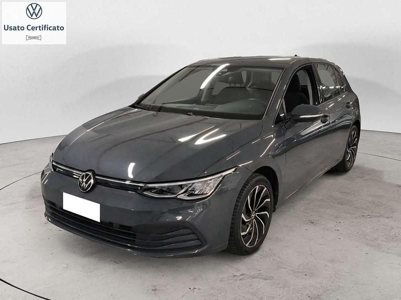 Grigio Usata 2022 VW Golf Life Berlina | 21.000 € (Buon prezzo) - Immagine 1/4