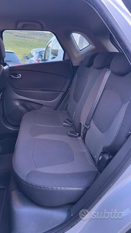 Occasion Renault Captur 90 ch (66 kW) 2015 Gris SUV