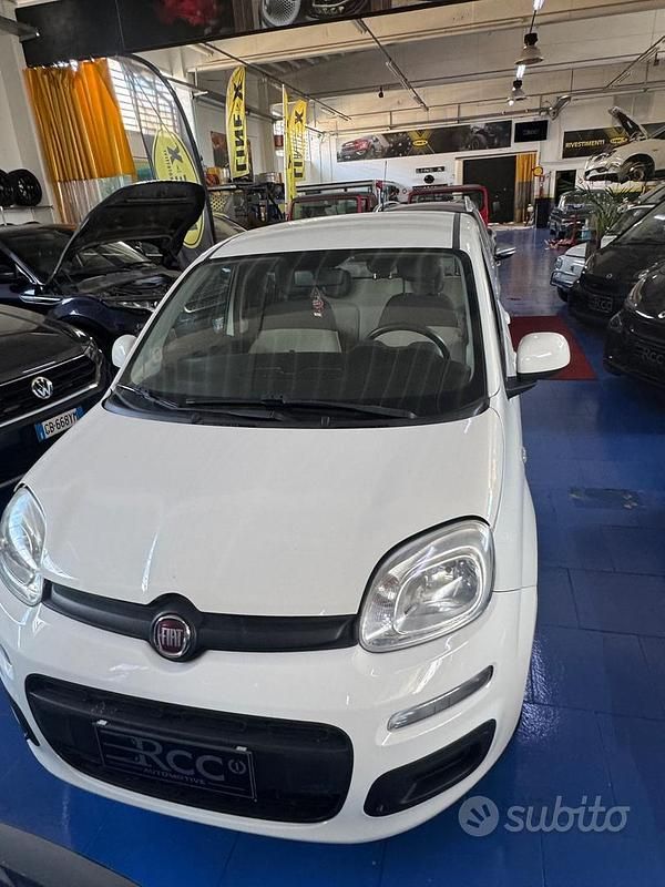 Usata Fiat Panda Pop 69 CV (50 kW) 2015 Bianco Berlina