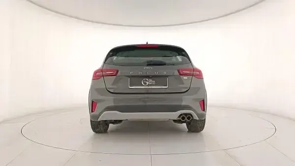 Usata Ford Focus Active 125 CV (91 kW) 2022 Grigio SUV