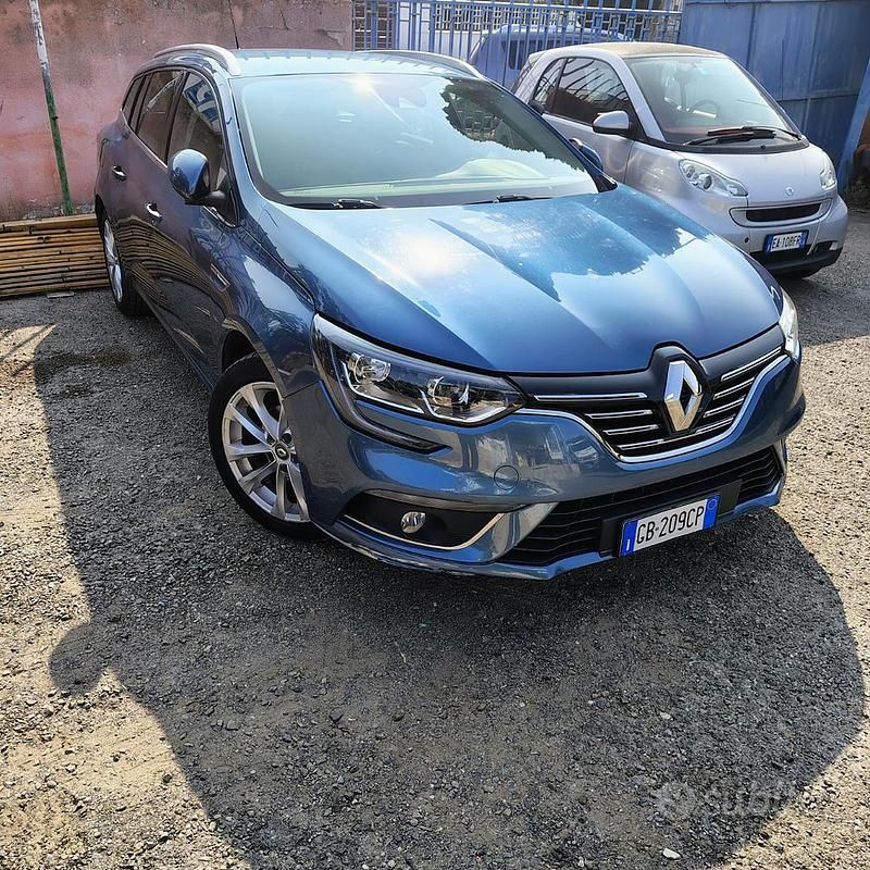 Usata Renault Mégane GrandTour 2017 Blu Station wagon