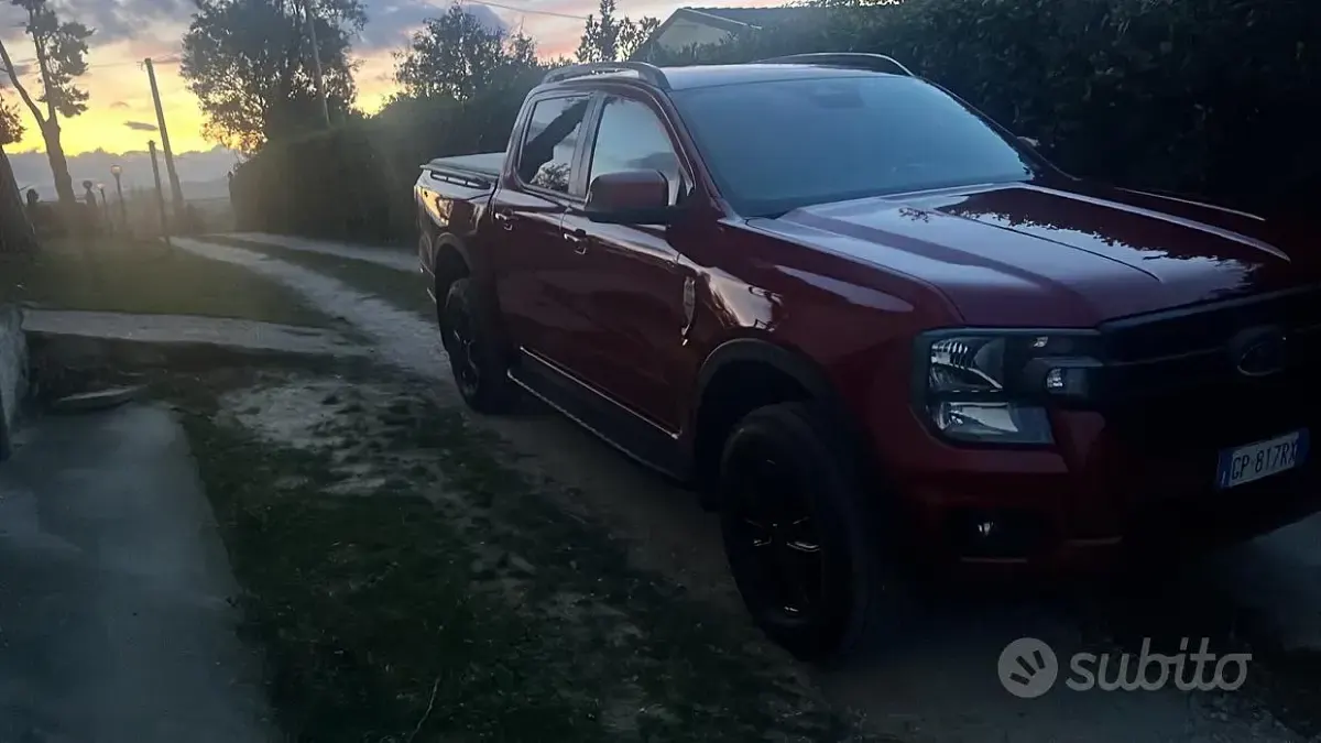 Usata Ford Ranger 170 CV (125 kW) 2023 Rosso Pick-up