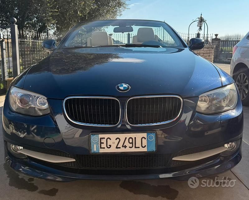 Usata BMW 320 Cabriolet Efficient Dynamics 184 CV (135 kW) 2011 Cabrio