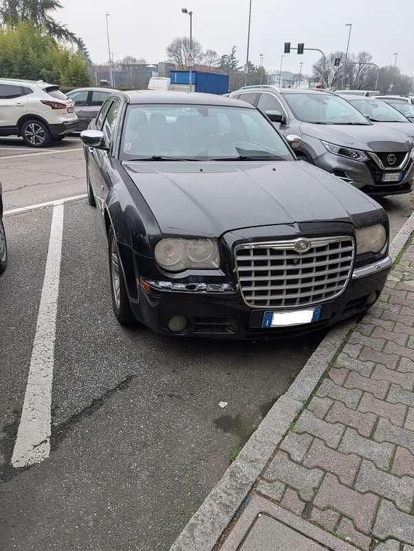Usata Chrysler 300C 218 CV (160 kW) 2007 Nero Berlina
