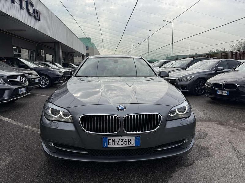 Usata BMW 520 184 CV (135 kW) 2012 Grigio Station wagon