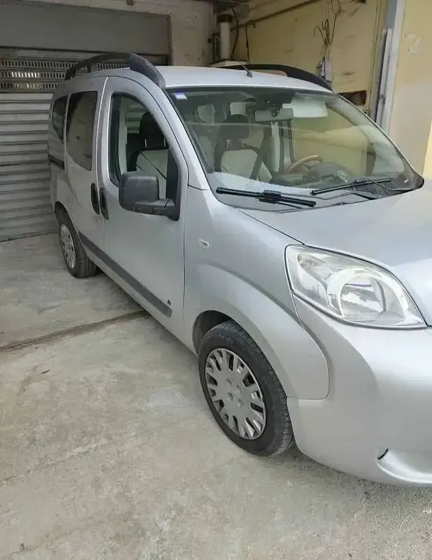 Usata Peugeot TePee Style 75 CV (55 kW) 2015 Argento Station wagon