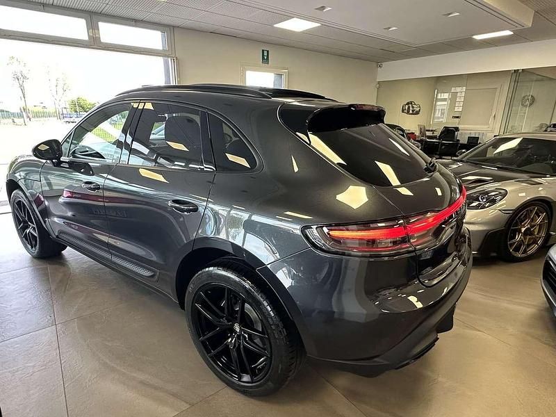 Usata Porsche Macan 265 CV (194 kW) 2022 Grigio SUV
