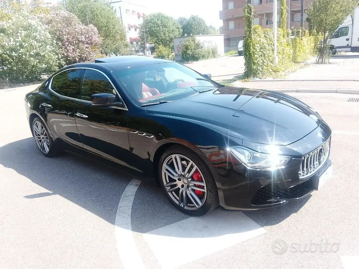 Usata Maserati Ghibli 409 CV (300 kW) 2015 Nero Berlina