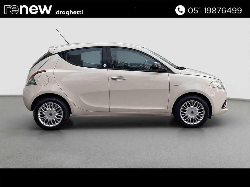 Usata Lancia Ypsilon Gold 69 CV (50 kW) 2016 Other Utilitaria