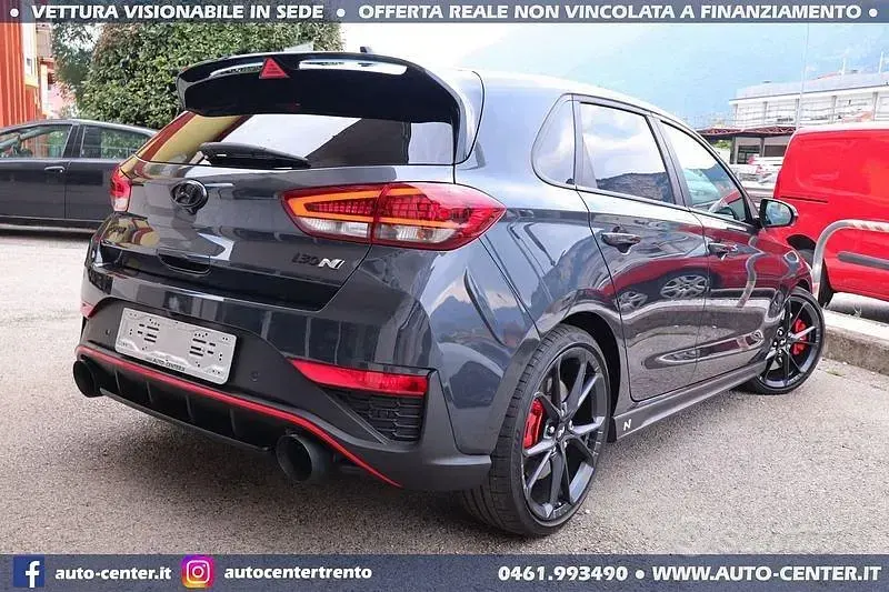 Usata Hyundai i30 N Performance 280 CV (205 kW) 2023 Grigio Berlina