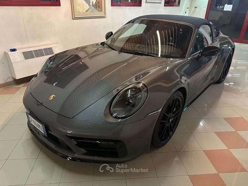 Grigio scuro Usata 2023 Porsche 911 Targa 4 Cabrio | 184.900 € (Buon prezzo) - Immagine 1/4