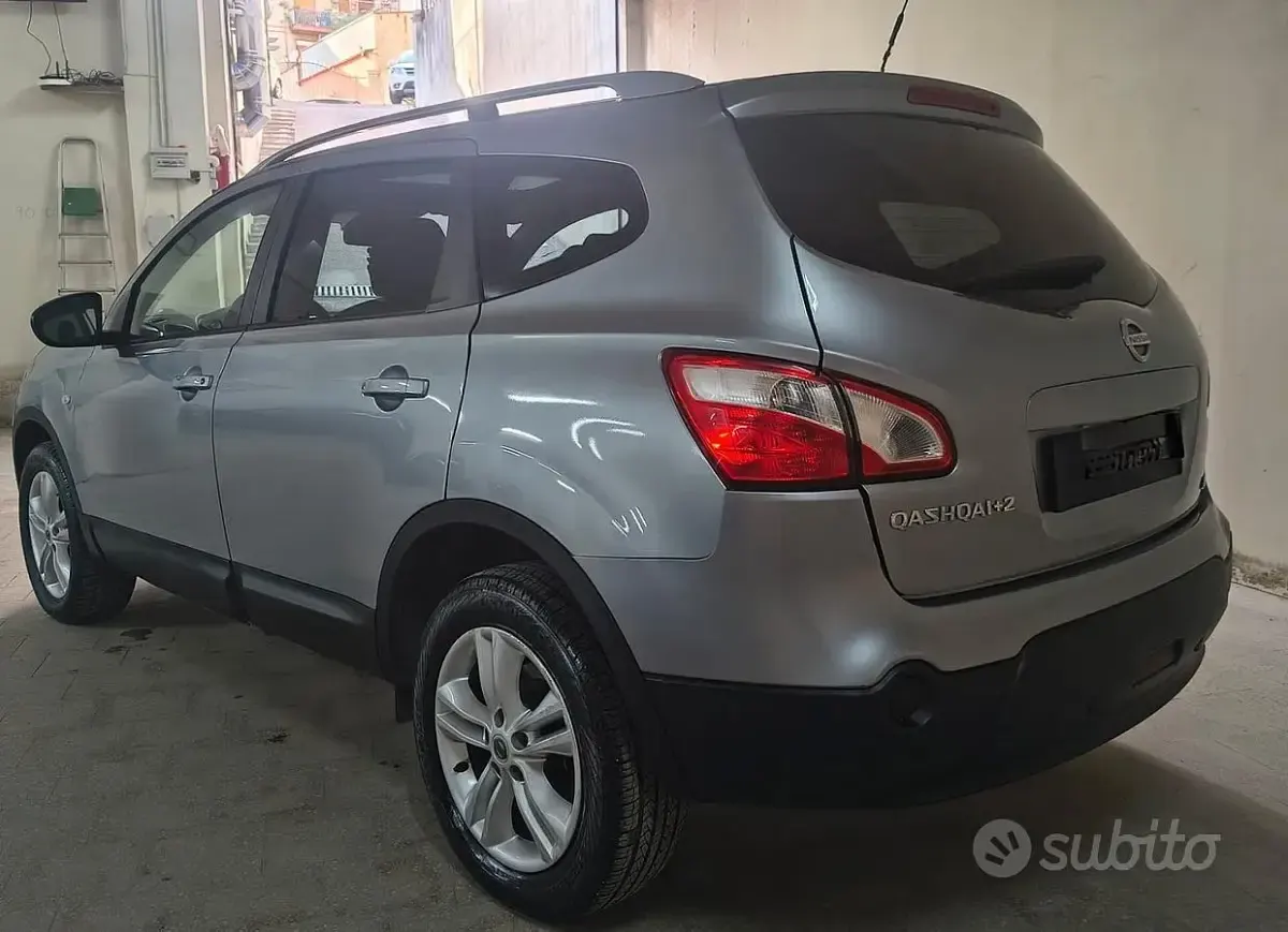 Usata Nissan Qashqai +2 Acenta 110 CV (80 kW) 2011 Grigio SUV
