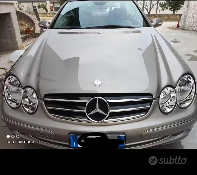 Usata Mercedes CLK270 2006 Grigio Coupé