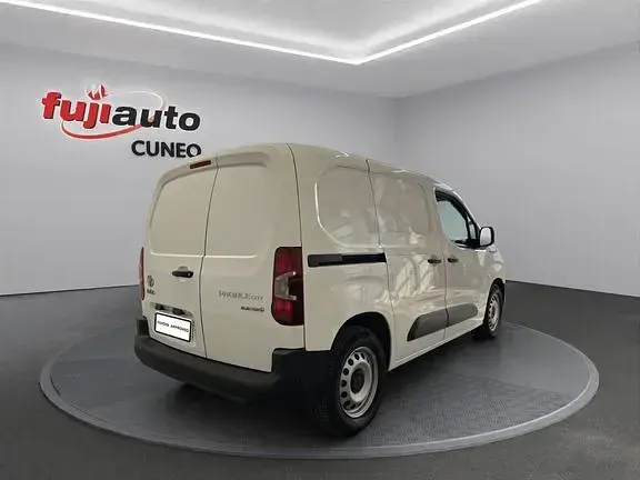 Usata Toyota Proace City Active 100 kW (136 CV) 2022 Bianco Monovolume