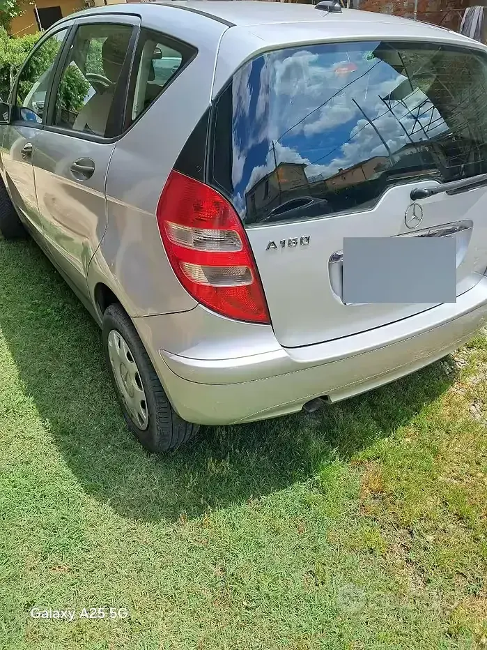 Usata Mercedes A180 109 CV (80 kW) 2005 Grigio Berlina