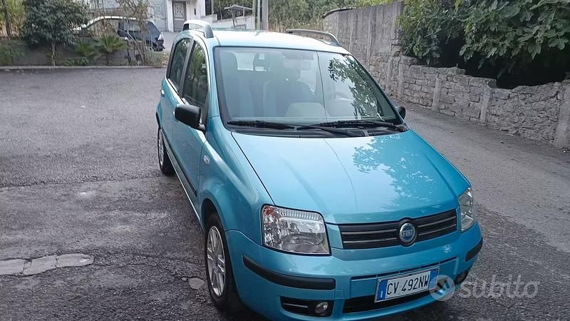 Usata Fiat Panda Emotion 60 CV (44 kW) 2005 Utilitaria